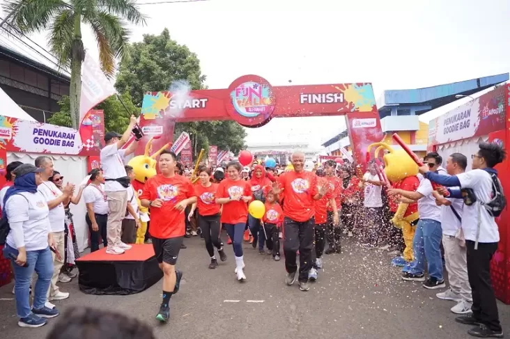 Penuh Antusias! Lebih dari 42 Ribu Audien Ikuti Fun Walk Alfamart di dalam di 5 Perkotaan