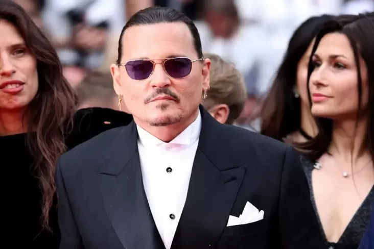 Johnny Depp Punya Pacar Baru di dalam pada Usai 61 Tahun, Influencer Cantik dengan aturan Spanyol