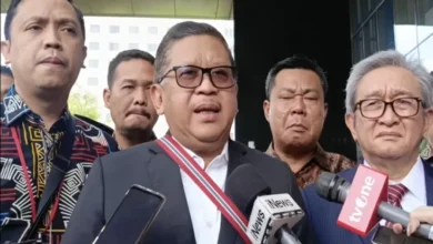 Tiba di area area Gedung Merah Putih KPK, Hasto Ngaku 3 Kali Dicancel Pihak Bus