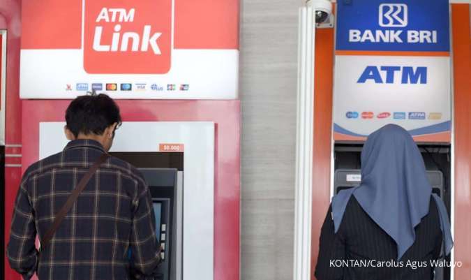 Penting Selama Mudik! Cek Cara Tarik Tunai Tanpa Kartu Di ATM BCA-BRI-Mandiri