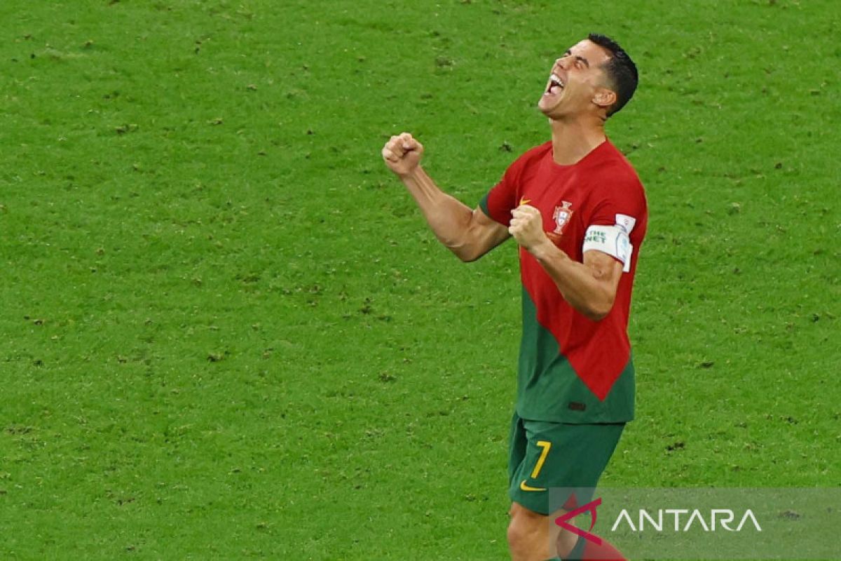 10 pencetak gol tertua pada sejarah Piala Global
