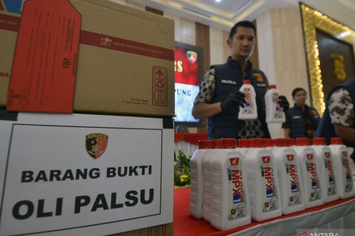 Pengaruh fatal oli palsu pada motor: Kenali ciri dan juga solusi mengatasinya
