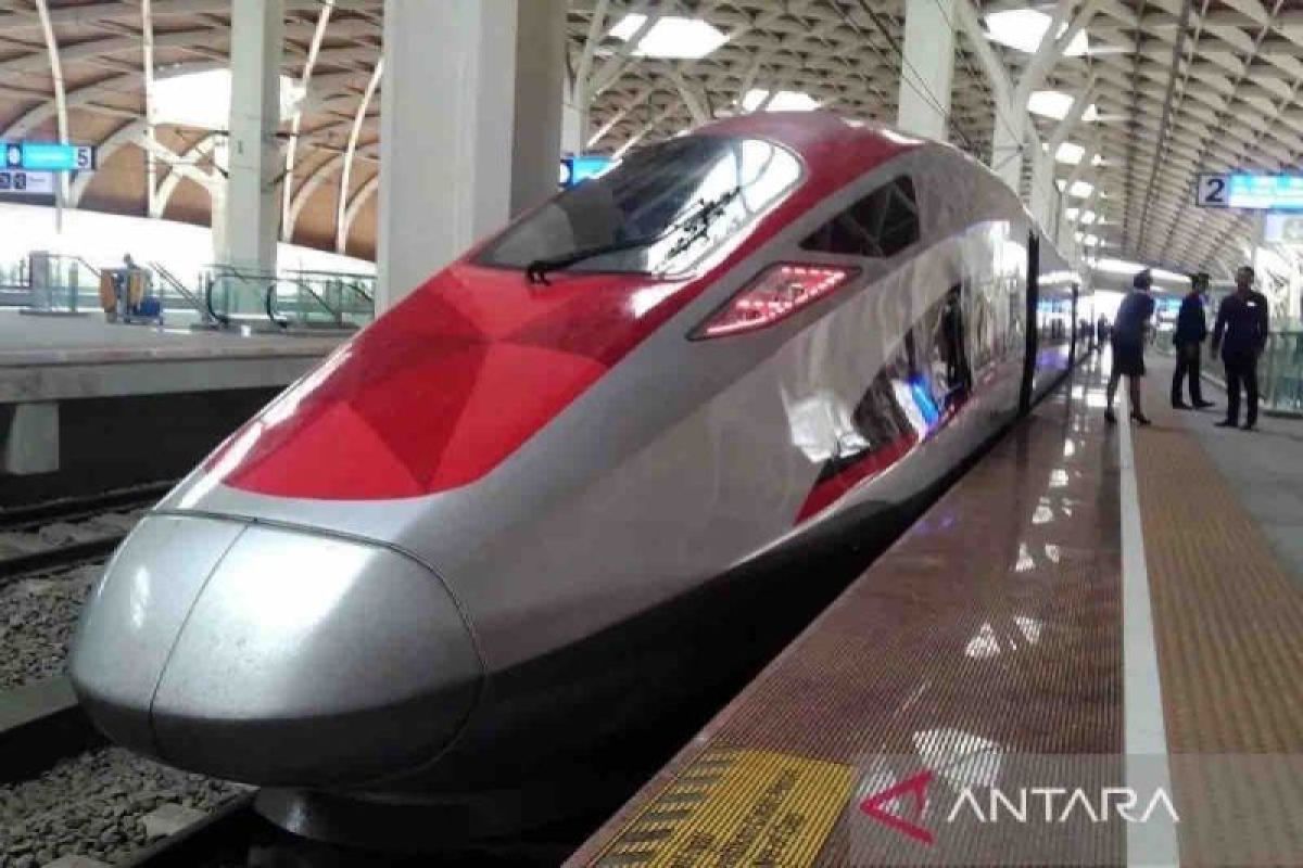 Vietnam akan mulai bangun jalur kereta cepat uutara-selatan pada 2026