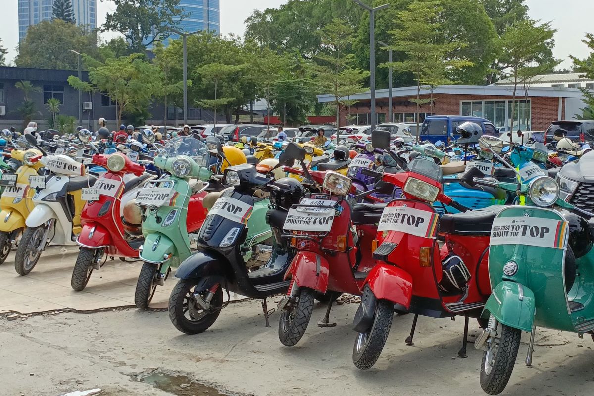 Budaya saling klakson pengguna vespa yang dimaksud mulai terkikis zaman