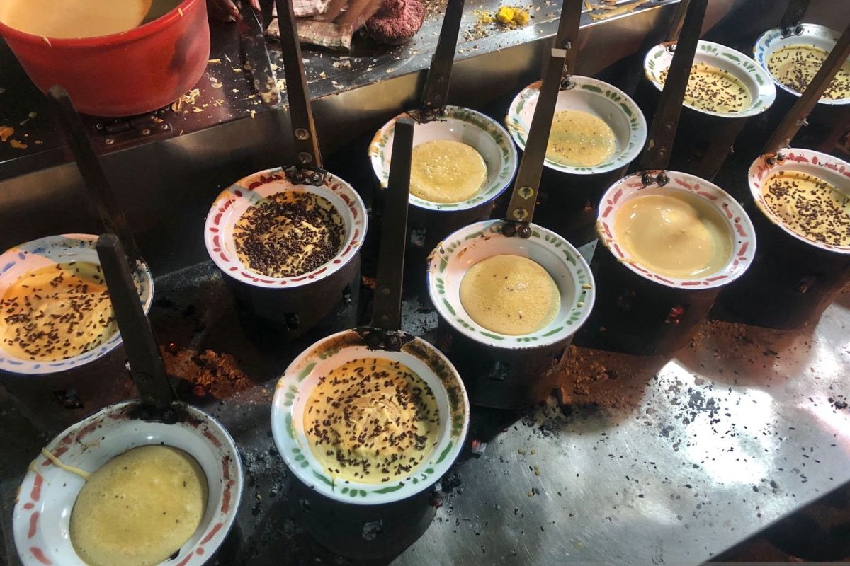 Kuliner Medan terpopuler: Dari bolu meranti hingga martabak
