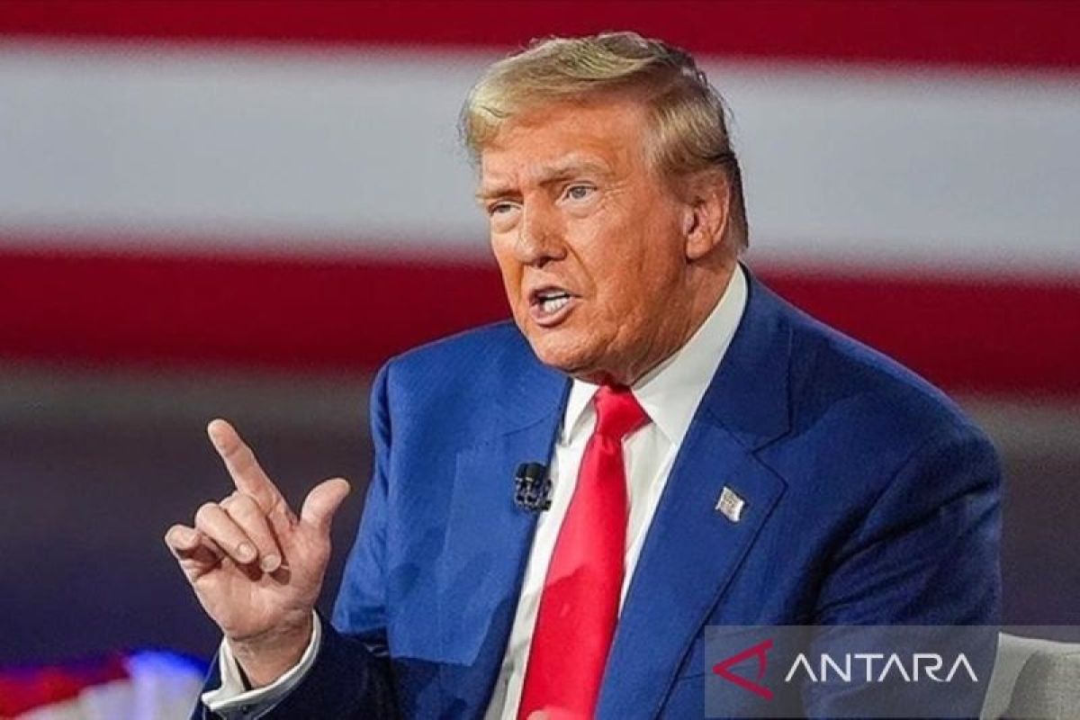 Trump sebut ia harus bersatu dengan Pemimpin Rusia untuk akhiri pertempuran negara negeri Ukraina