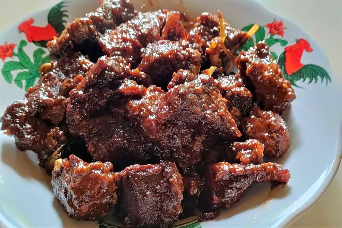 7 teknik memasak daging sapi empuk, juicy, tak alot pada waktu Idul Adha