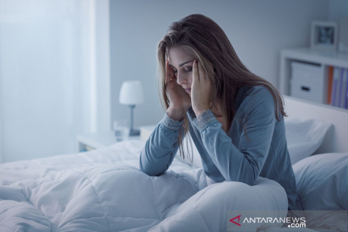 Cara tenangkan pikiran juga atasi overthingking agar tidur berkualitas