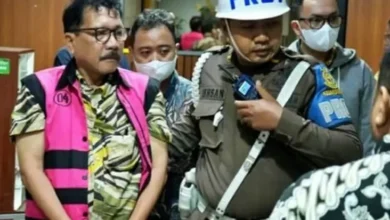 Siapa Zarof Ricar, Eks Pejabat MA yang tersebut mana Rumahnya Didapati Uang Hampir Rp1 Trilyun