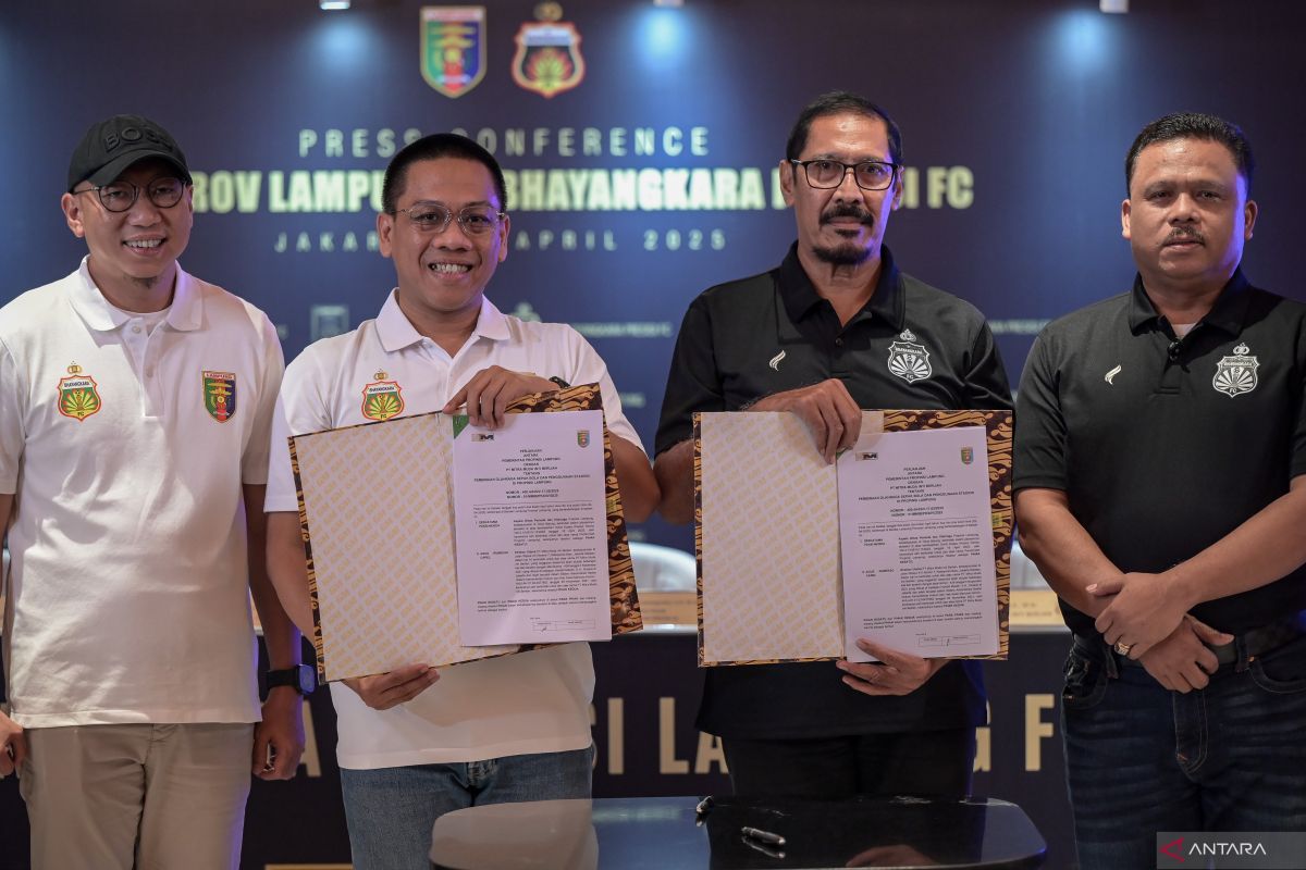 Termasuk Bhayangkara kemudian Persikas, tujuh klub ganti nama juga domisili