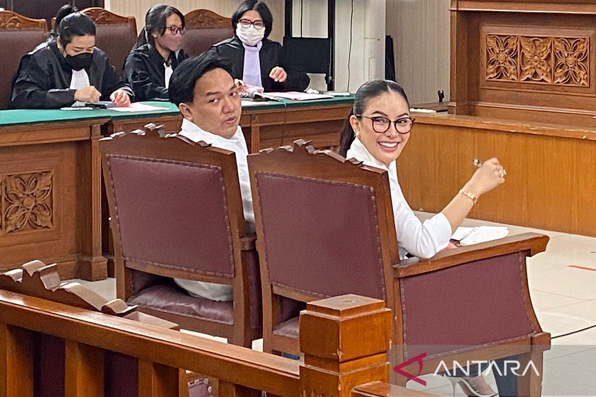 Nikita Mirzani siap hadapi Reza Gladys pada sidang PN Jaksel