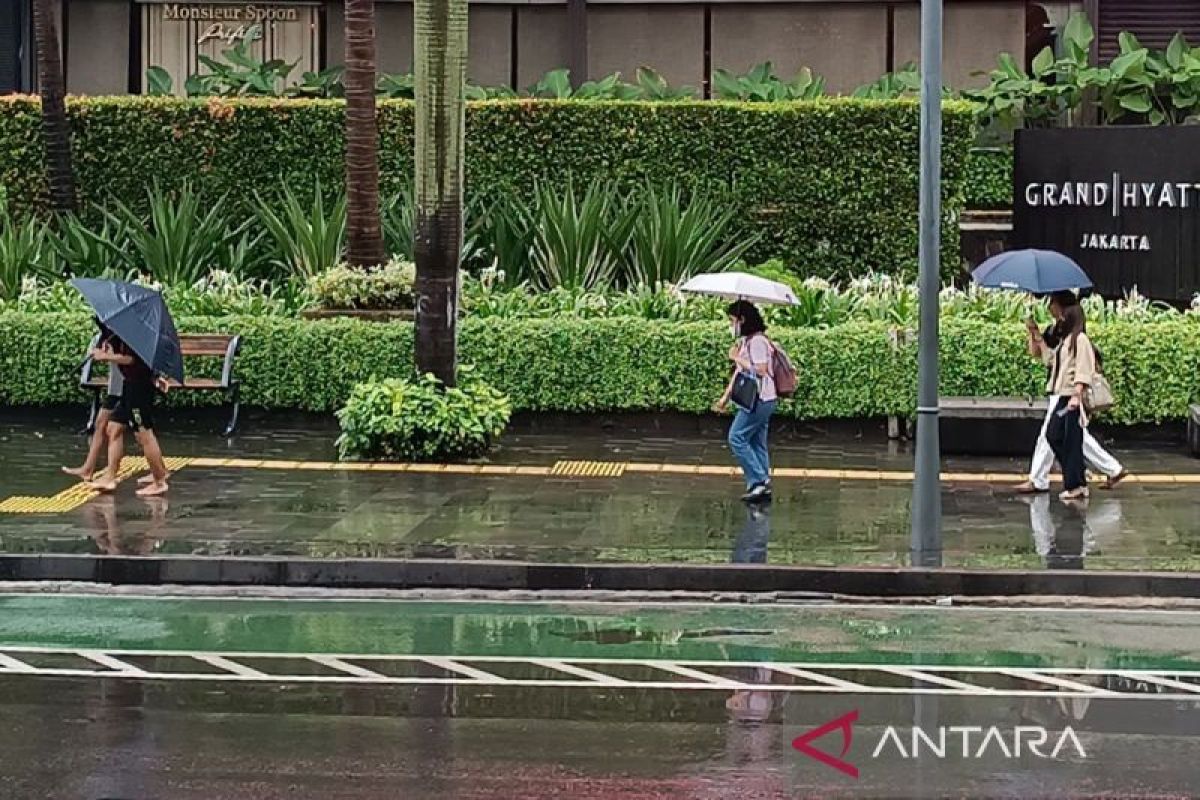 Sabtu, sebagian Ibukota Indonesia diperkirakan hujan pada siang hari