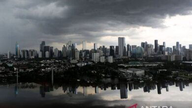 DKI DKI Jakarta diperkirakan hujan pada hari terakhir pekan sore hingga waktu di malam hari