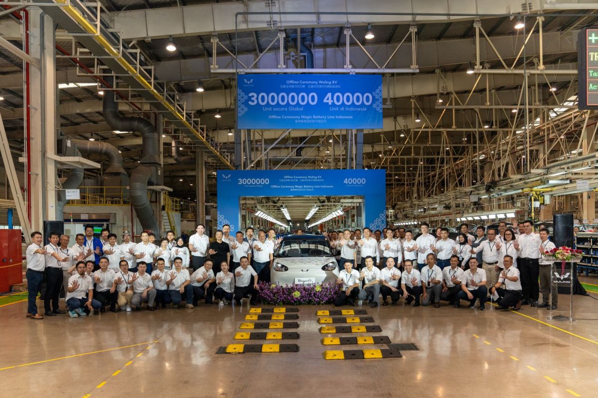Wuling rayakan produksi 3 jt EV, 40 ribu diantaranya dibuat pada RI
