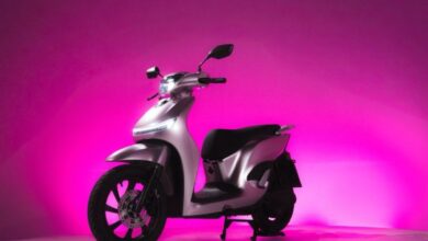 Adora raih penghargaan Best Medium Electric Skutik 2005
