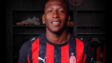 AC Milan resmi datangkan bek sayap Pervis Estupinan dari Brighton