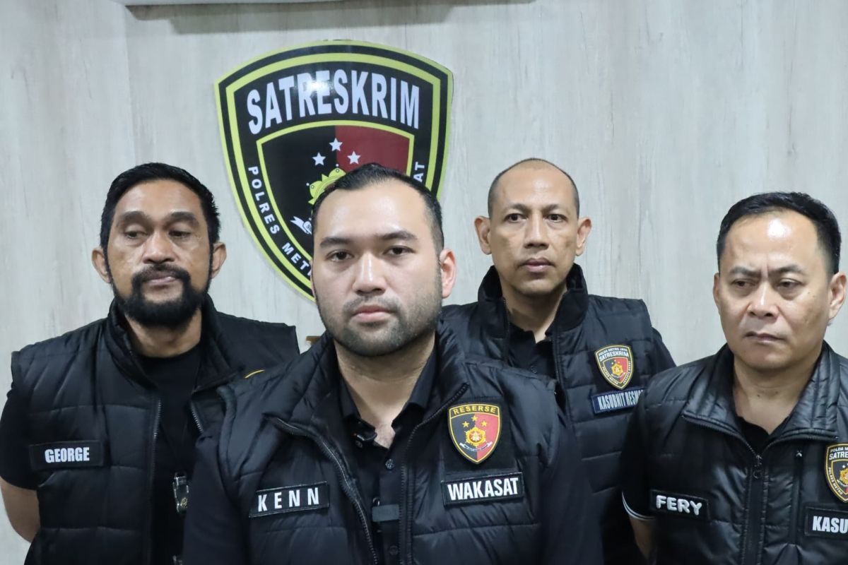 Dua penipu bermodus polisi gadungan beri perlawanan pada waktu ditangkap