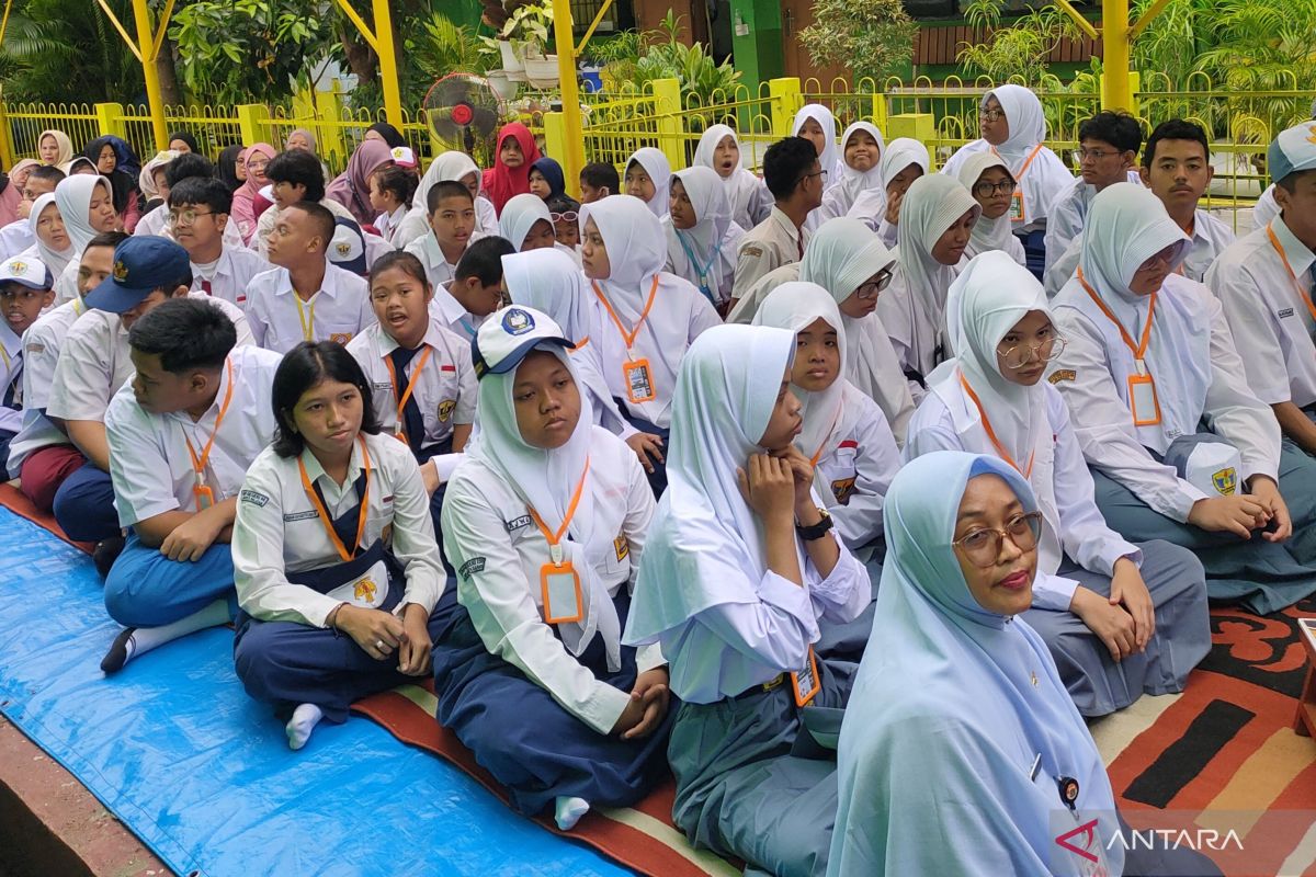 Lirik lagu “Hari Baru” jingel MPLS Ramah karya Mendikdasmen