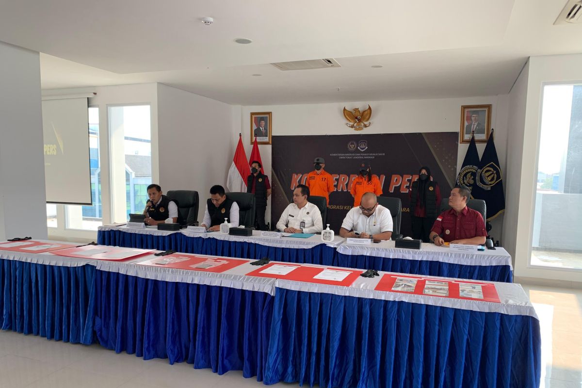 Imigrasi Jakut tangkap dua WNA Tiongkok akibat jadi pemodal fiktif