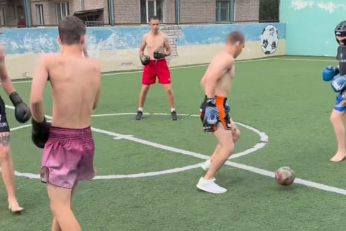 Mengenal Futbox, olahraga perpaduan antara sepak bola lalu tinju