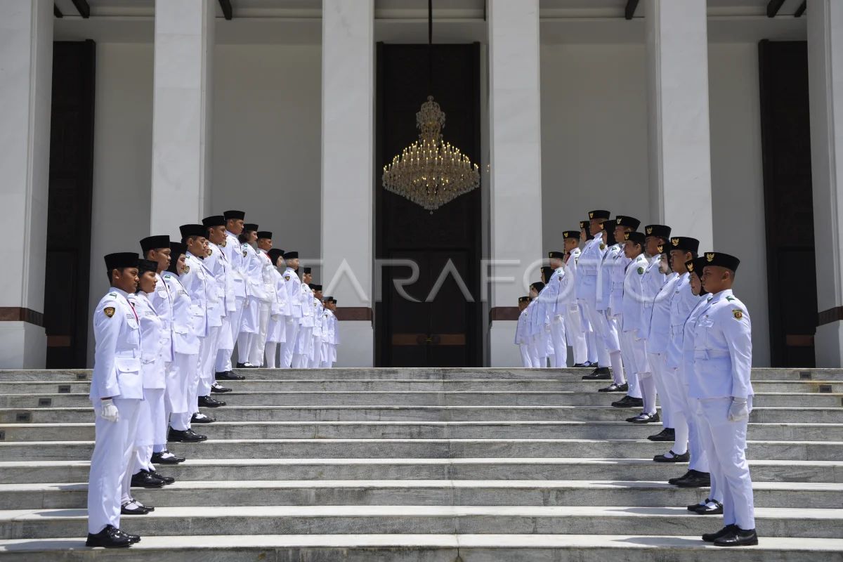 Sejarah singkat juga juga perbedaan paskibra juga paskibraka