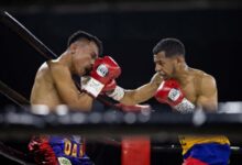 Canizales pukul KO Pradabsri untuk rebut juara terbang ringan WBC