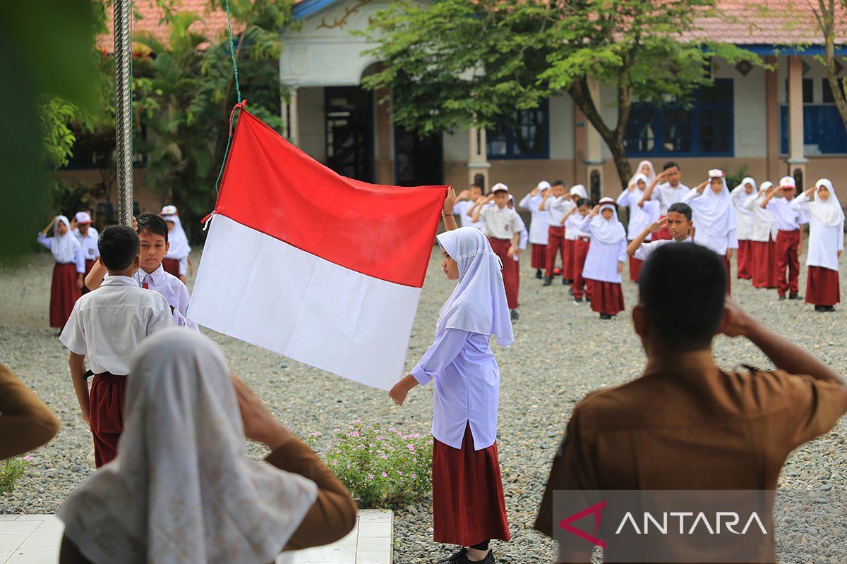 Aturan kemudian tata cara pengibaran bendera Merah Putih HUT ke-80 RI