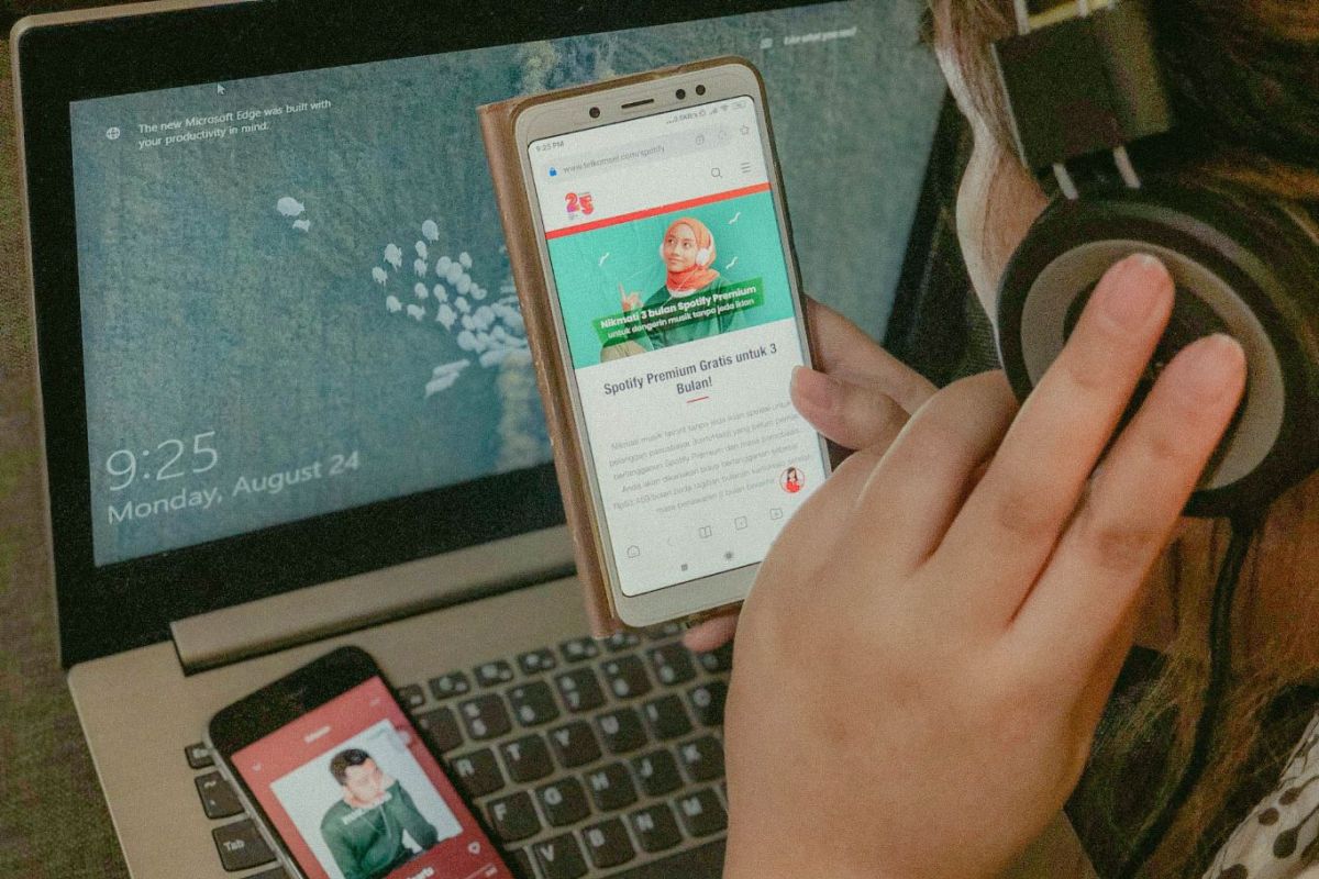 Enam perbedaan Spotify Premium juga versi gratis