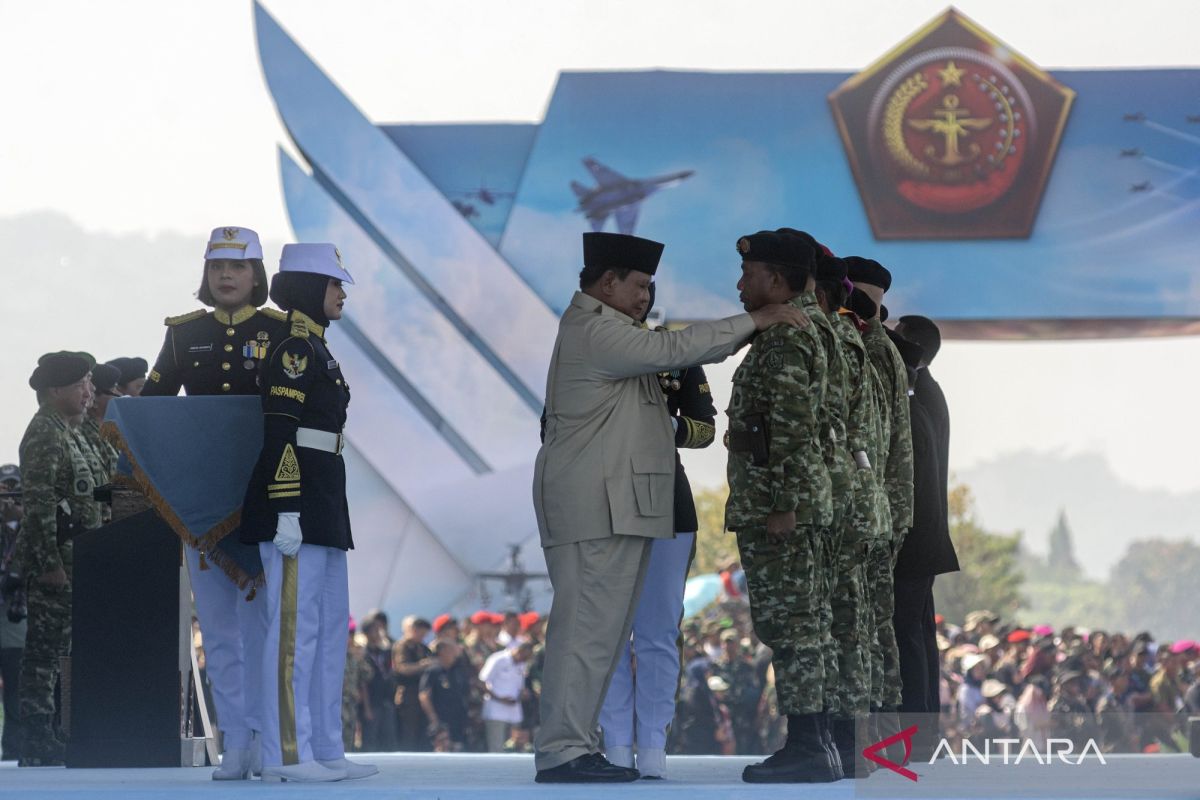 Profil 6 purn TNI naik pangkat bintang tiga dari Presiden Prabowo
