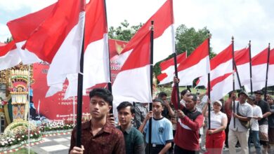 Jangan kibarkan One Peace, ini aturan juga etika pengibaran Merah Putih
