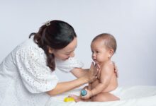 Manfaat Skin to Skin Contact bagi ibu kemudian juga bayi baru lahir