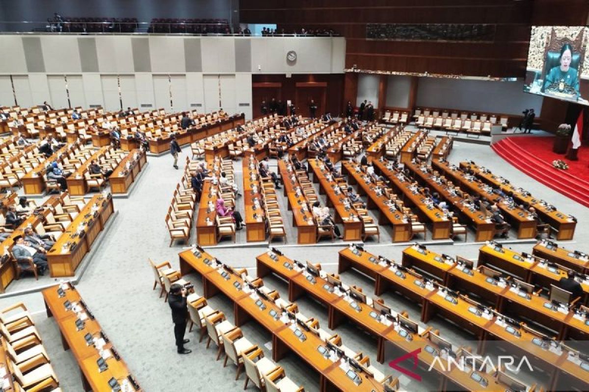 Hal ini syarat-syarat untuk duduk jadi anggota DPR RI