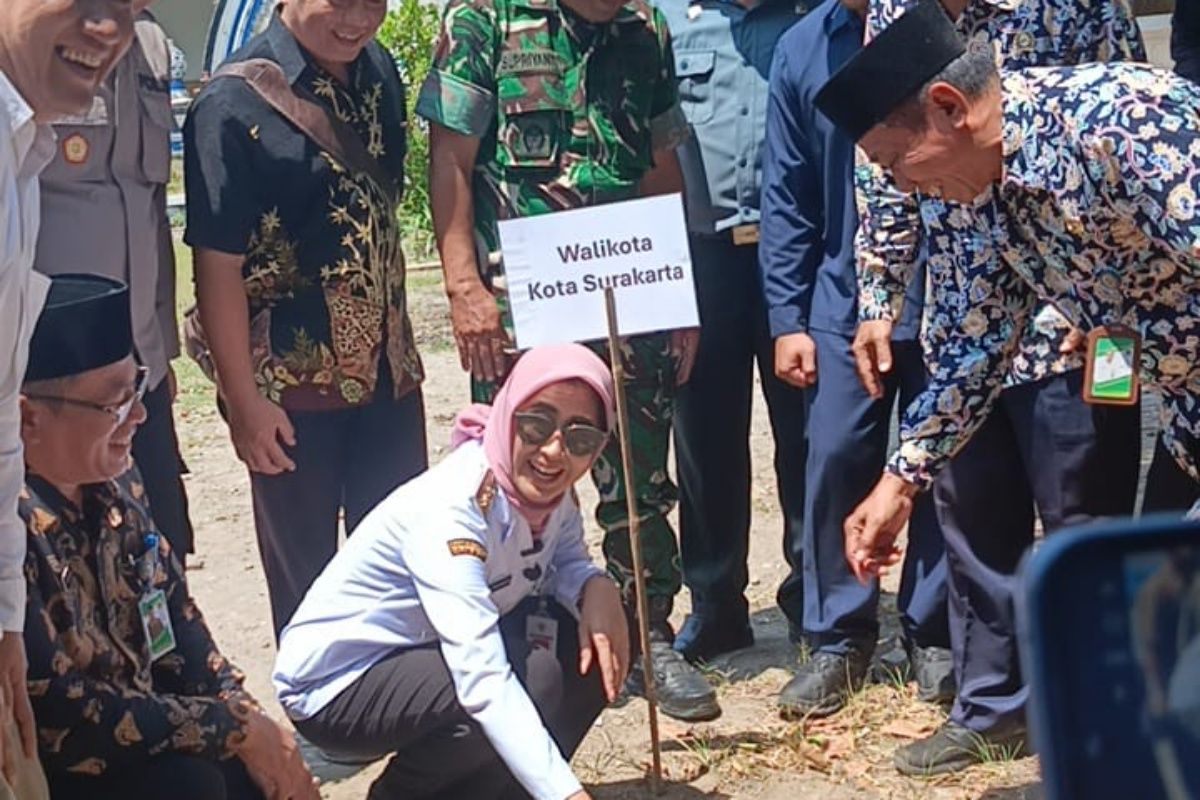 Ini adalah adalah Profil Astrid Widayani, Wakil Wali Daerah Perkotaan Solo-Ketua DPD PSI Solo