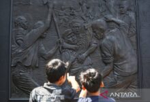 Hari Kesaktian Pancasila 2025: Tema, susunan upacara, kemudian link panduan