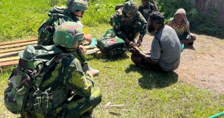 Satgas Yonif 142/Kesatria Jaya Buka Layanan Kepuasan Gratis di TK Pintu Jawa: Wujud Cinta kemudian Kepedulian untuk Senyum Baik Warga Pegunungan Papua