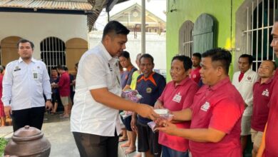 Wujud Kepedulian terhadap Kebersihan WBP, Rutan Surakarta Bagikan Paket Alat Mandi
