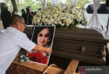 Fakta di balik pemakaman Yurike Sanger, istri ketujuh Soekarno