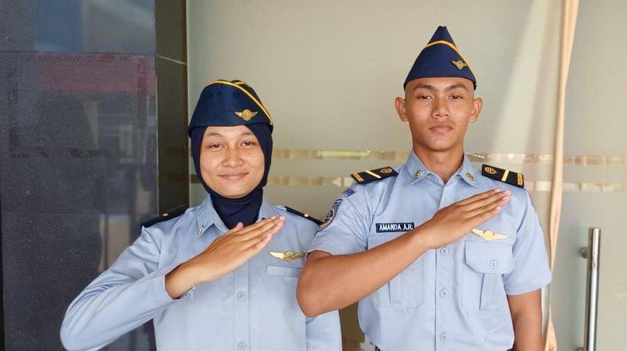 2 Alumni SMA CT ARSA Dapat Beasiswa di dalam Poltekbang Surabaya