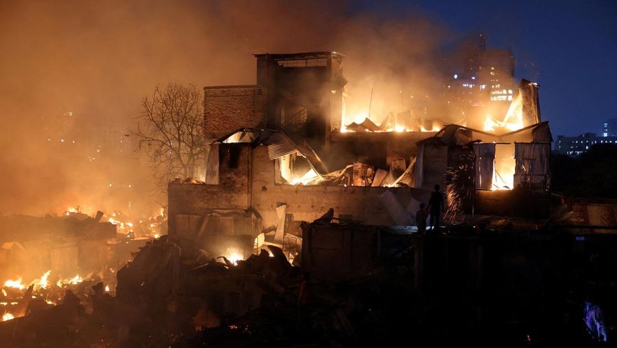 Horor Kebakaran di pada Jantung Ibu Kota, 1.500 Rumah Hangus Terbakar