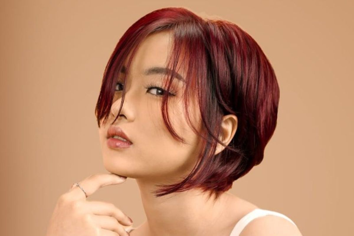Warna alam jadi tren warna rambut wanita Indonesi pada di 2025