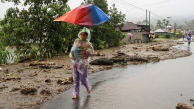 Penampakan Dahsyatnya Banjir Sumatera, Bangunan Porak Poranda