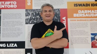 Persija lelang jersi untuk bantu individu yang digunakan menghadapi kesulitan bencana pada Sumatera