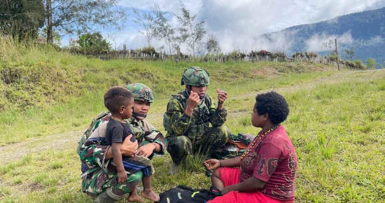 TNI Hadir ke Pedalaman Papua: Senyum Seimbang Warga Yugumuak