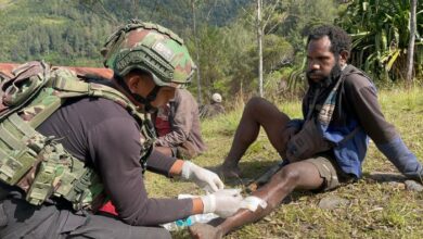 Satgas Yonif 113 Jangkau Aspek Aspek Kesehatan Warga Pedalaman Intan Jaya