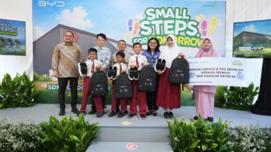 BYD penghargaan turnamen kegiatan Small Steps for Tomorrow fokus ke pada bumi sekolah