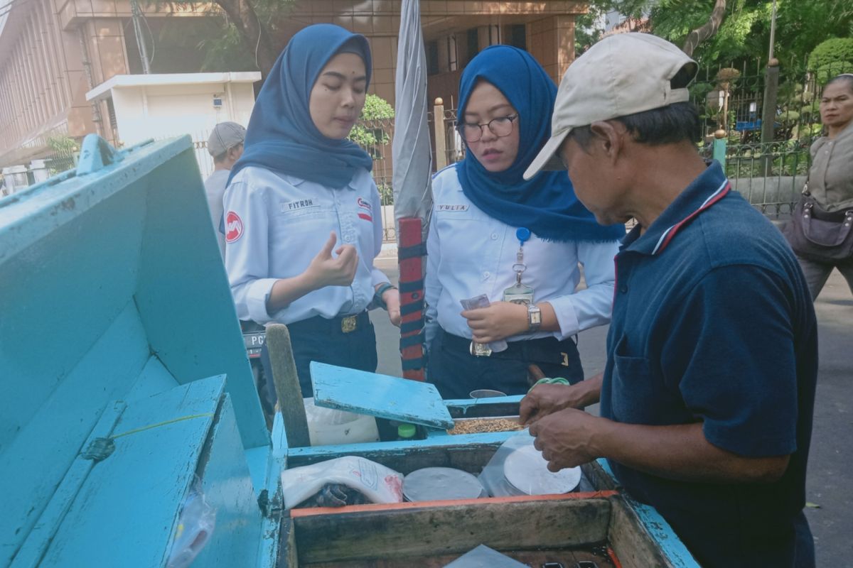 Enam es jadul yang dimaksud mampu membangkitkan kenangan masa kecil