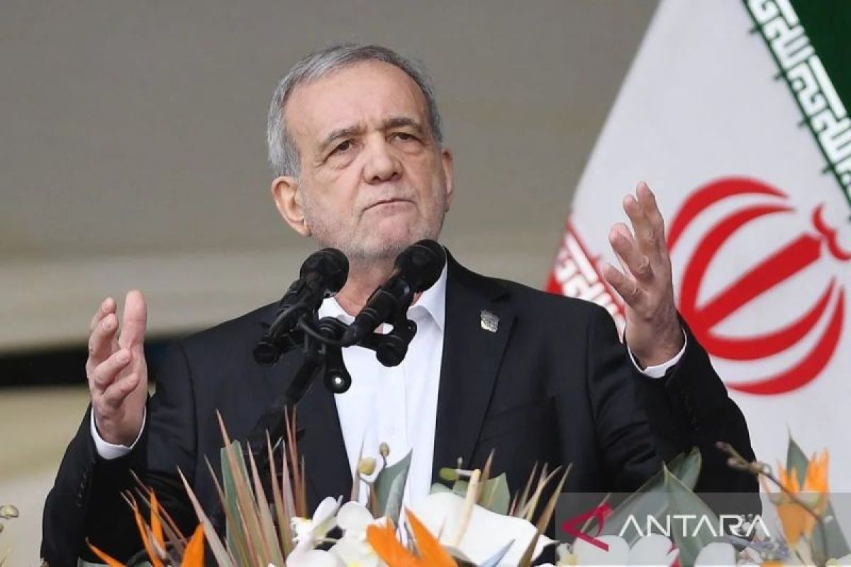 Iran siap akhiri pertempuran lewat dialog, kata Pezeshkian
