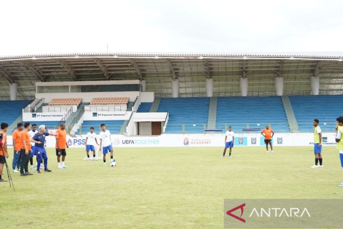 PSSI gandeng KNVB latih ahli juga anak Papua