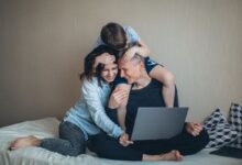 Tak diperlukan mahal, ini 13 ide kegiatan romantis bareng kekasih di mana Tahun Baru