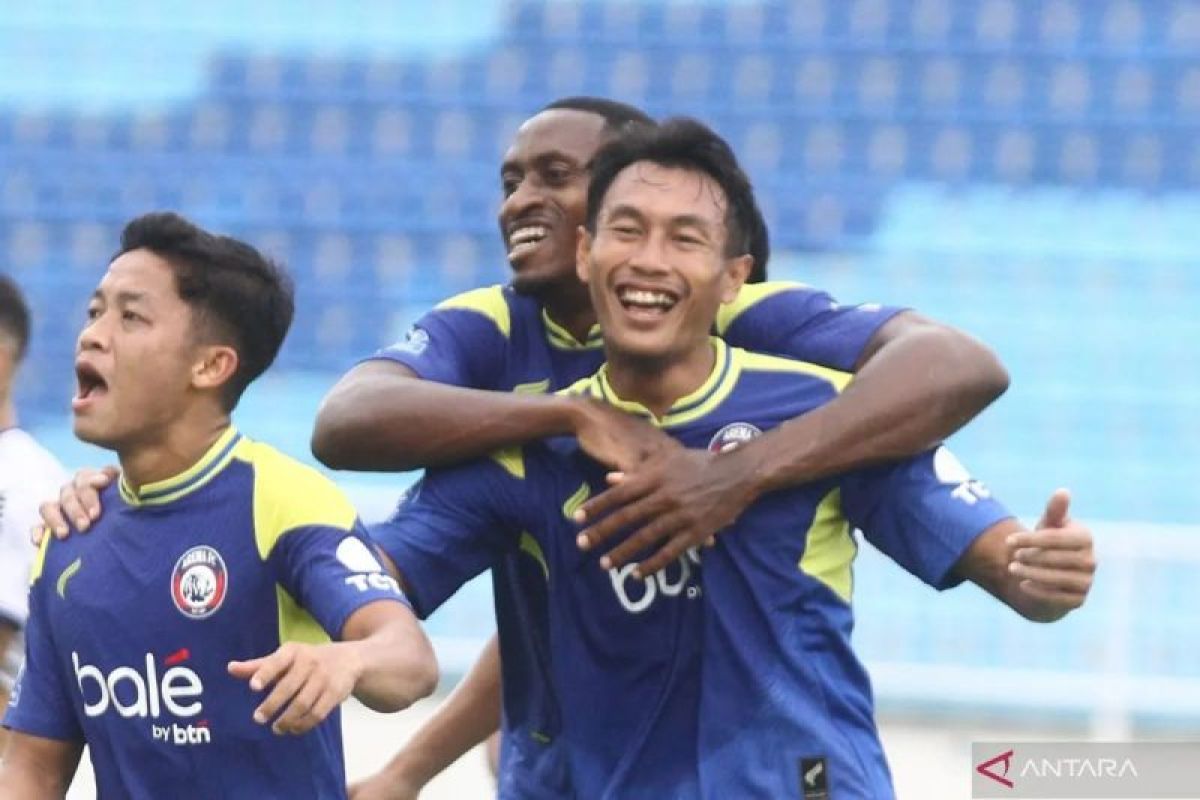 Arema FC permanenkan Hansamu Yama dari Persija Ibukota Nusantara